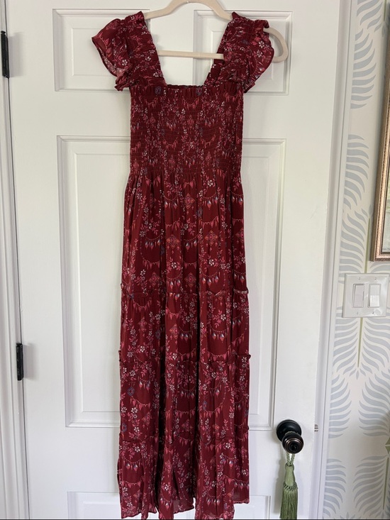 Hill House Dresses & Skirts - Hill House Ellie Nap Dress Women’s Midi Dress in Burgundy Floral